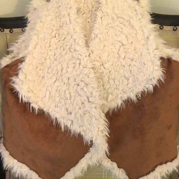 Code 22 Faux Suede Vest - Picture 2 of 6